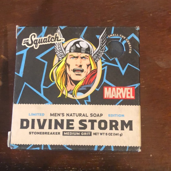 Dr. SquatchxMarvel Collab Limited Edition Divine Storm Thor Soap & Deodorant Set - Picture 2 of 10